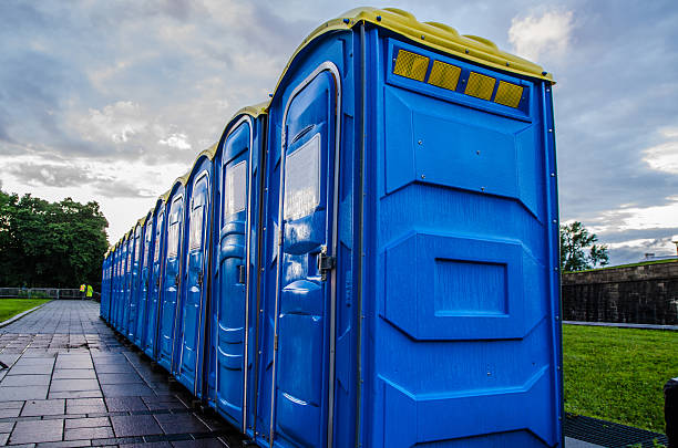Best Portable toilet rental cost  in Fair Plain, MI